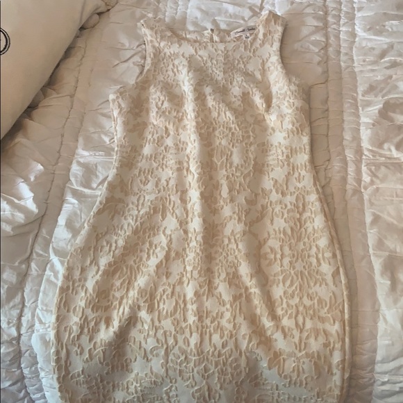 Embroidered White Fitted Dress - Picture 1 of 3